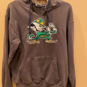 Vintage Notre Dame Fighting Irish Hoodie. Perfect!